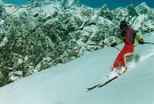 himalaya skiin,skiing the himalaya,himalaya skiing,skiing in the himalayas,himalayan skiing tour